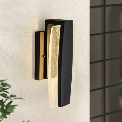 Nalia LED Outdoor Wall Light