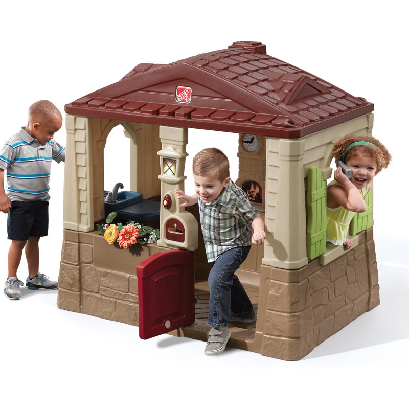 Neat & Tidy Step2 129.54cm W x 88.9cm D Outdoor Plastic Playhouse with Kitchen