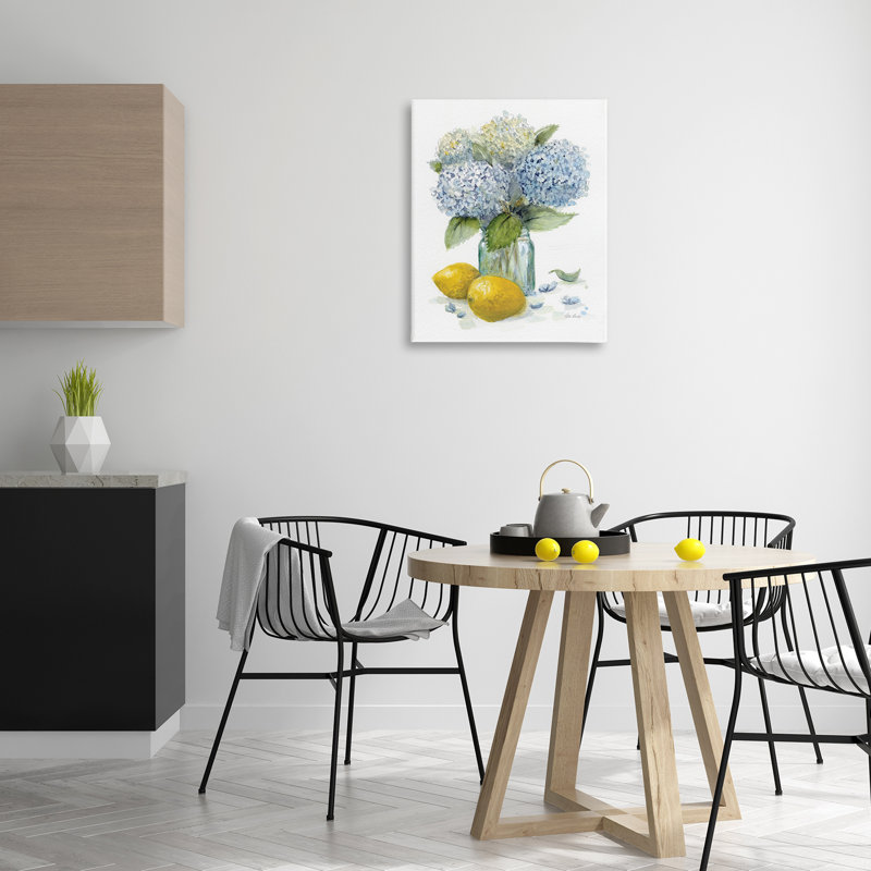 Vase Hydrangeas & Lemons, conception de Patti Bishop, H 30 po x l 24 po