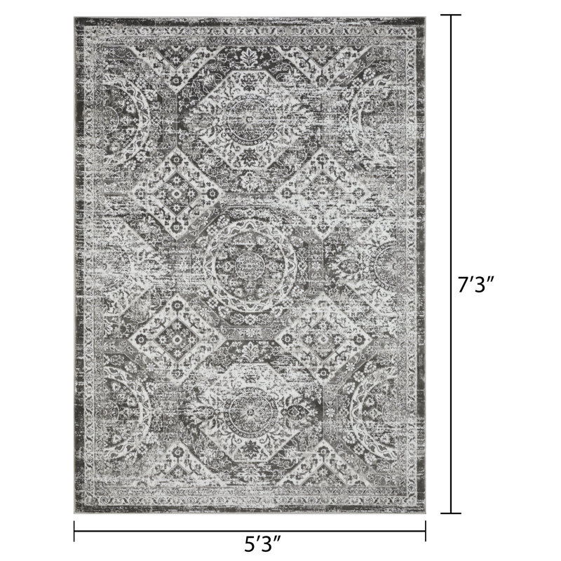 Ragheb Oriental Indoor Rug, Rectangle 5'3" x 7'3"