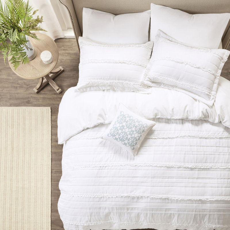 Housse de couette en microfibre blanche avec détails à volants et boutons
