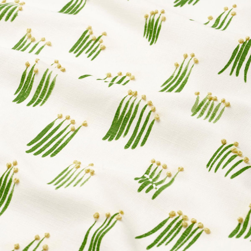 Tissu brodé à la main Schumacher X Studio Bon Meadow, Jaune