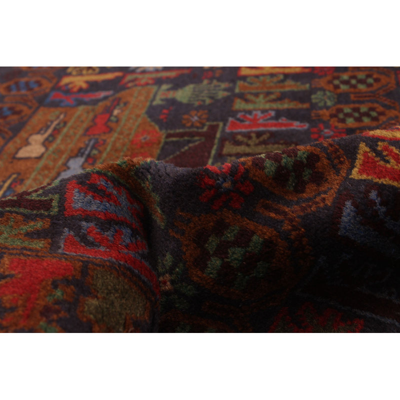 Tapis bleu marine foncé Rare War 3 pi 9 po x 6 pi 4 po