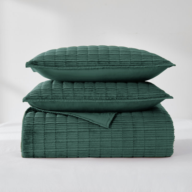 Hunter Green Velvet Full Quilt Set with Striped Stitching