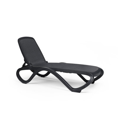 Omega Chaise Lounge