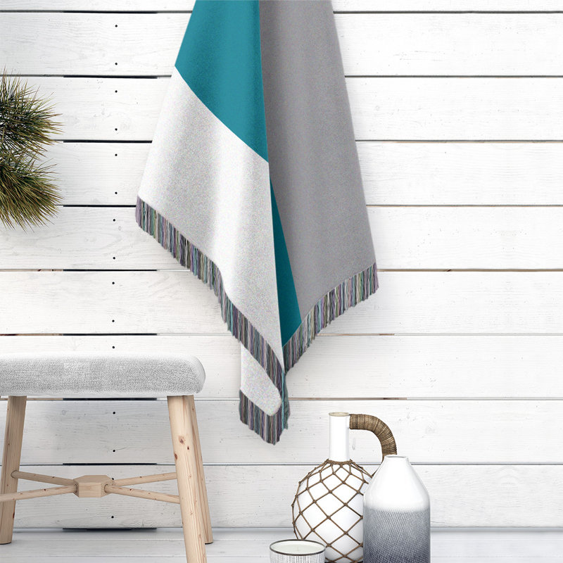 Couverture en coton Charlotte, Basketball Charlotte, L 37 po x L 52 po, Blanc / bleu sarcelle / gris
