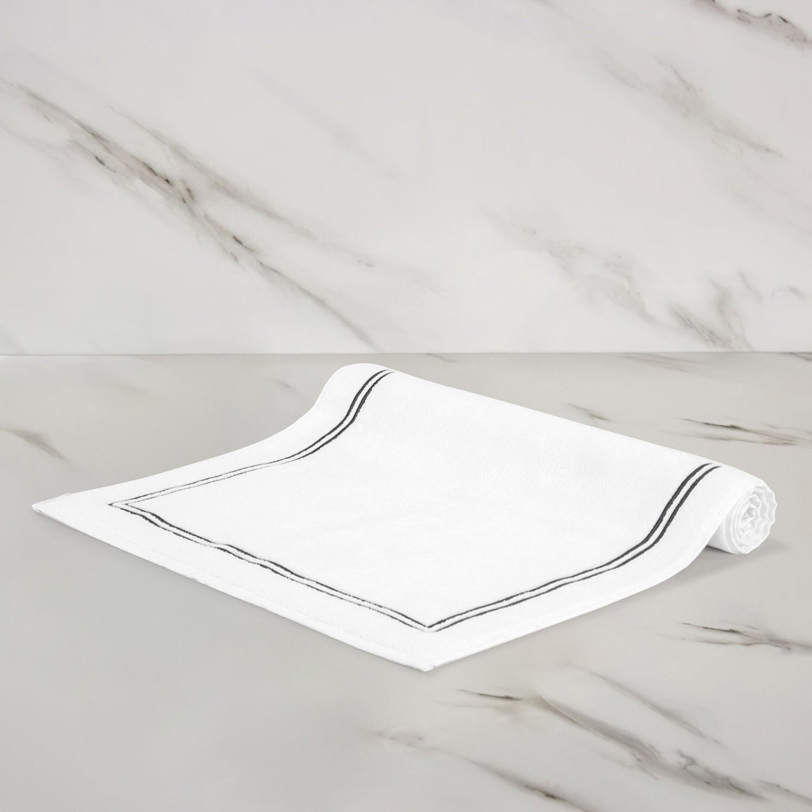 Classic Bath Mat, White/Gray