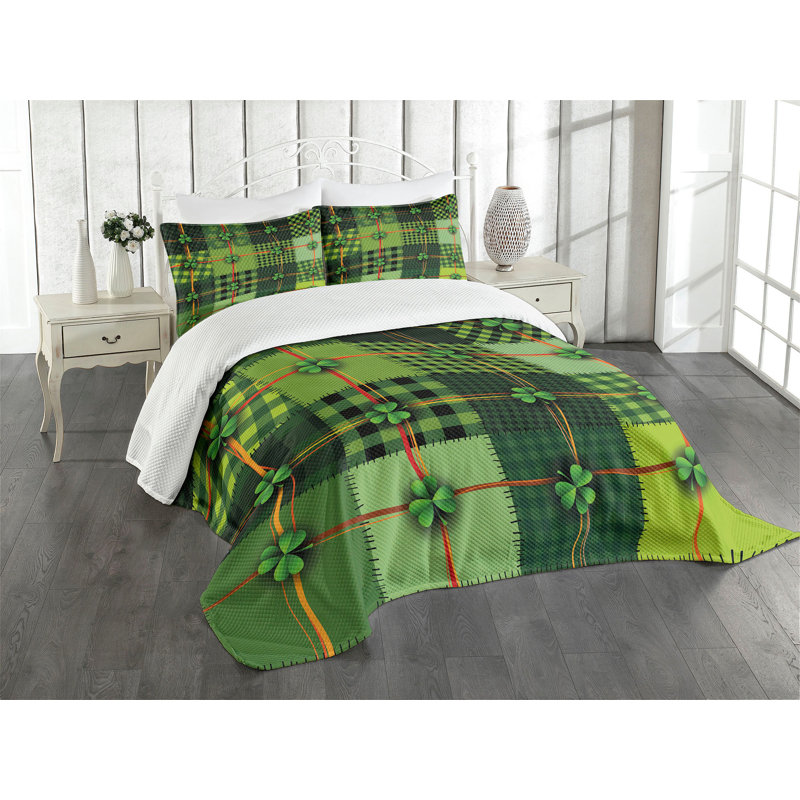 Ambesonne Irish Bedspread Set Patchwork Celtic Clovers Multicolor, King Bedspread + 2 Standard Shams