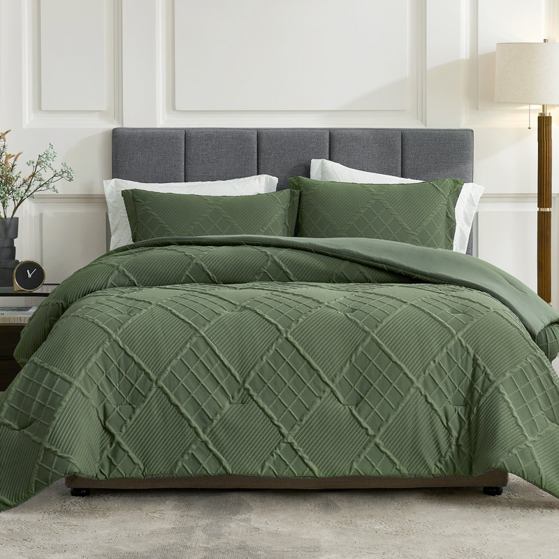 Luxeweave Jacquard Comforter Set For All Season, King Comforter + 2 Standard Pillowcases, Green