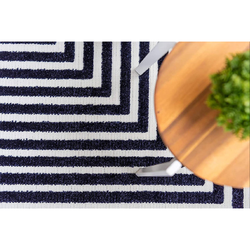 Abstract Indoor / Outdoor Rug, Rectangle 9' x 12'