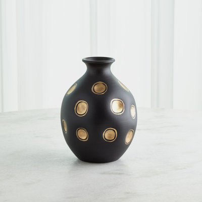 Dimples Handcrafted Table Vase 1