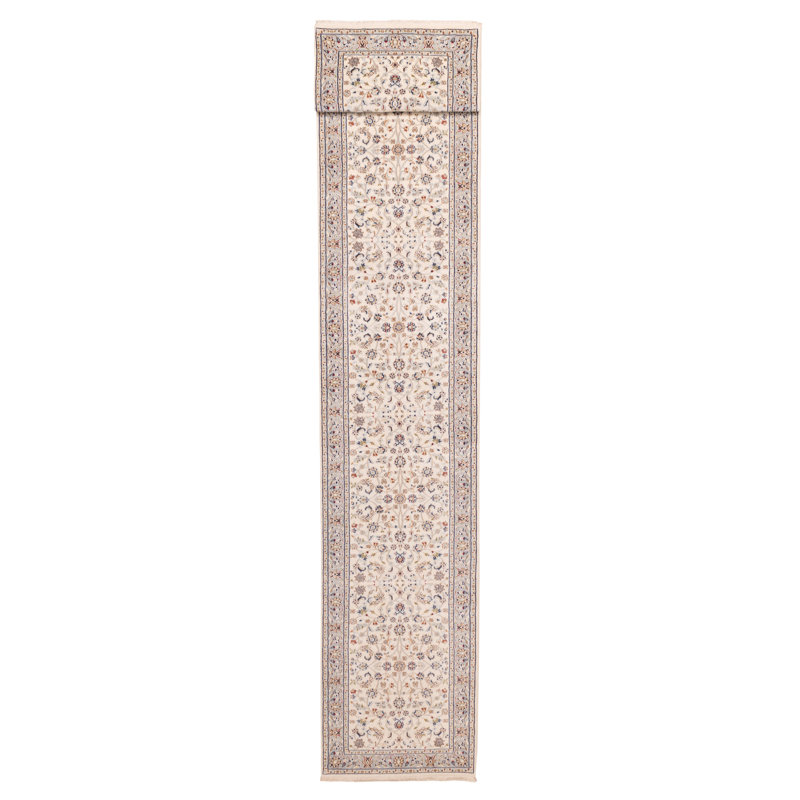 Tapis crème Nain 2 pi 9 po x 16 pi 3 po