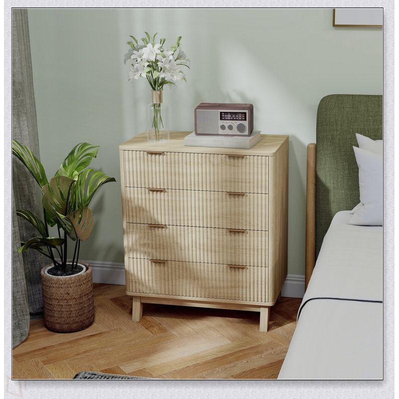 Commode cannelée pour chambre à coucher avec 4 tiroirs, commode avec poignées dorées et 4 pieds en bois