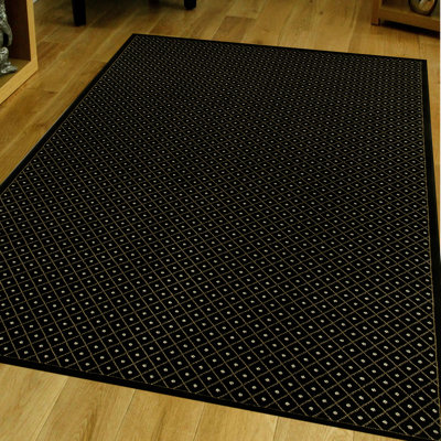 Tapis noir Japhenia