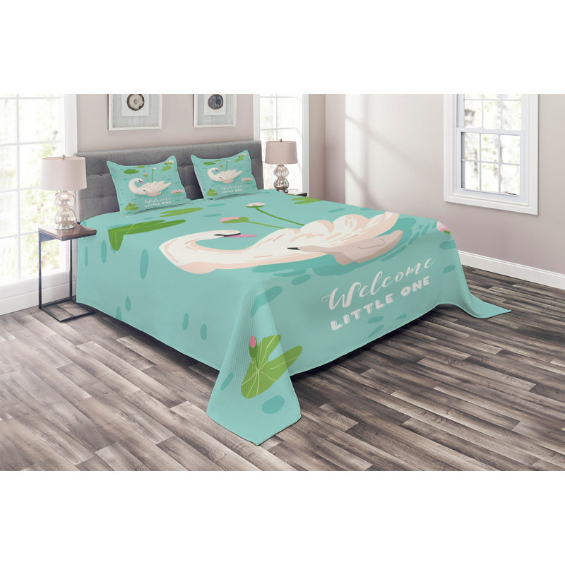 Coastal Polyester Coverlet, Queen Bedspread + 2 Shams