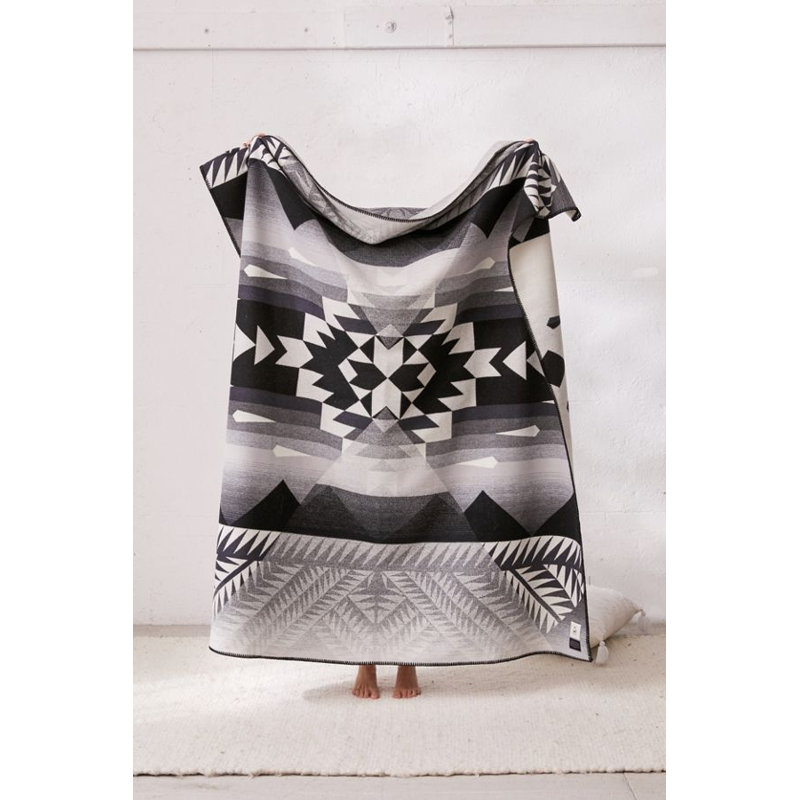 Pendleton Nike Throw