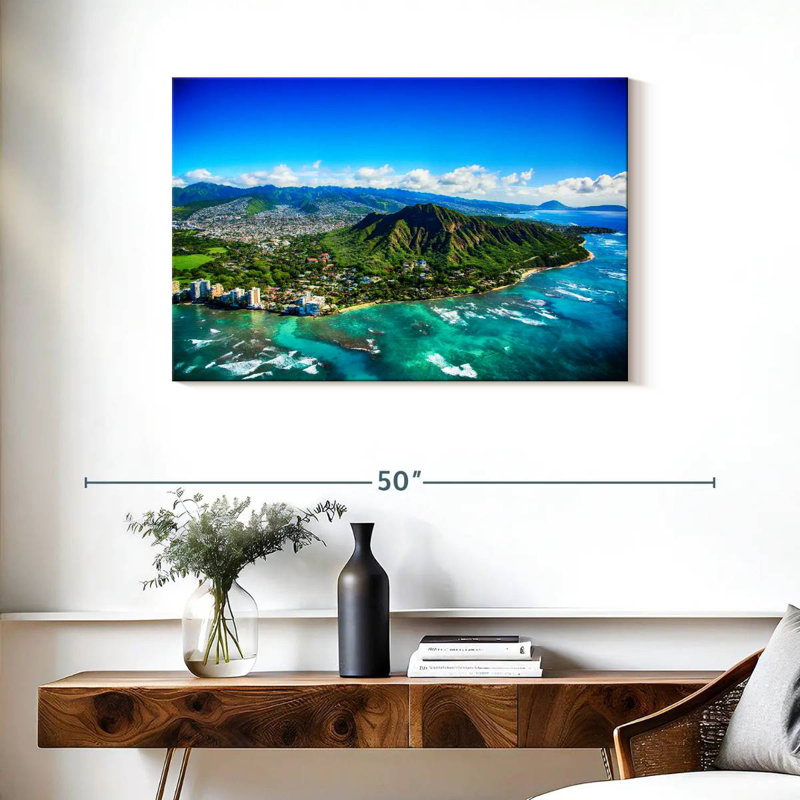 Harpa Diamond Head View, 24" H x 36" W