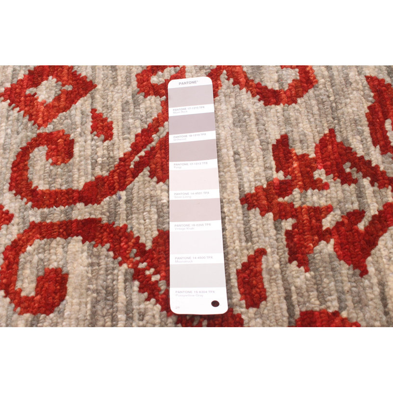 Tapis gris mystique rouge 5 pi 7 po x 8 pi 4 po