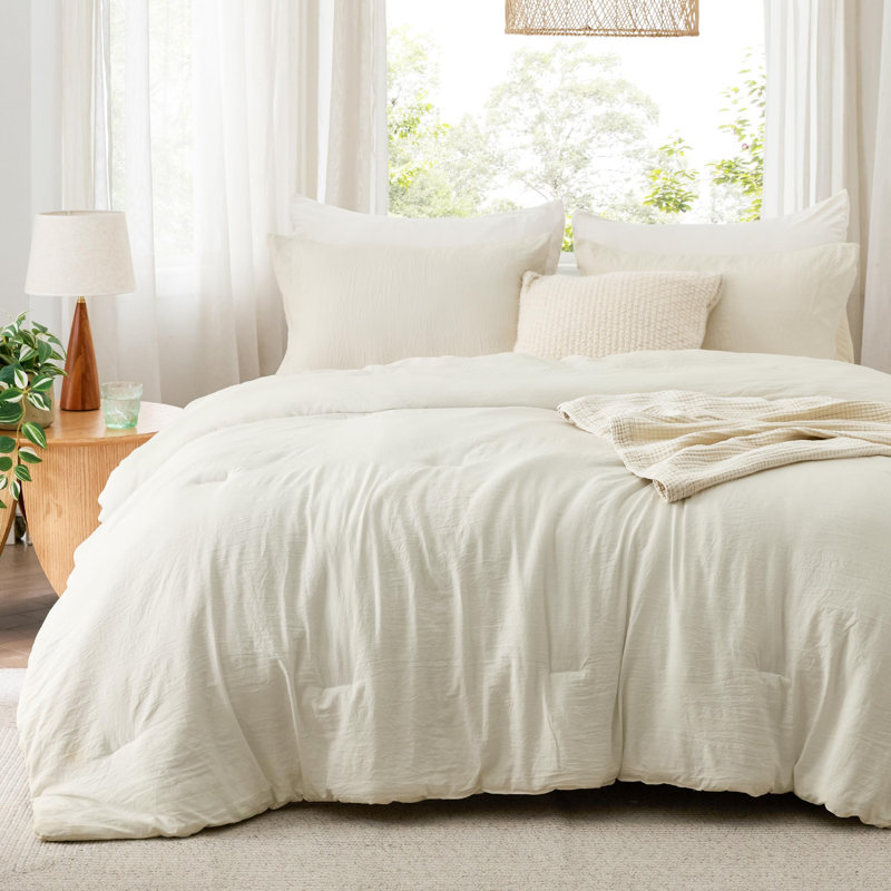 Bedsure Reversible Prewashed Comforter Set, Cal King Comforter + 2 Standard Pillowcases, Ivory