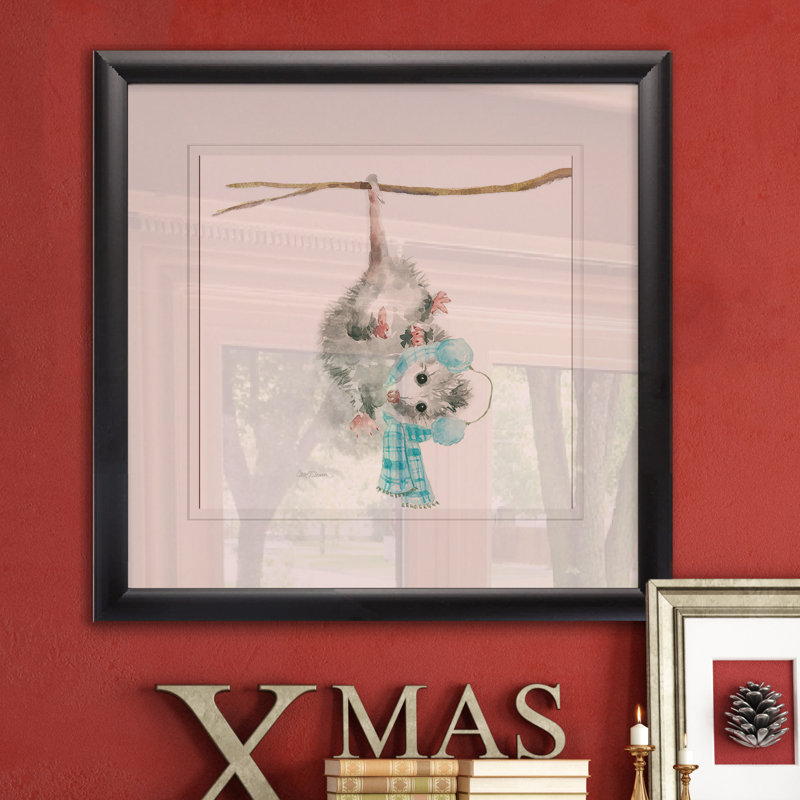 Christmas Critter Possum - imprimé, H 30,5 po x l 30,5 po x P 1,5 po, Blanc / aubergine / banane / brun clair / rouge br