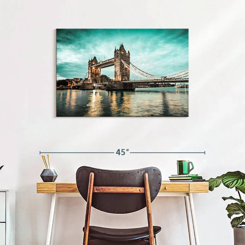 Nicci London Bridge Nightfall, H 24 po x l 36 po