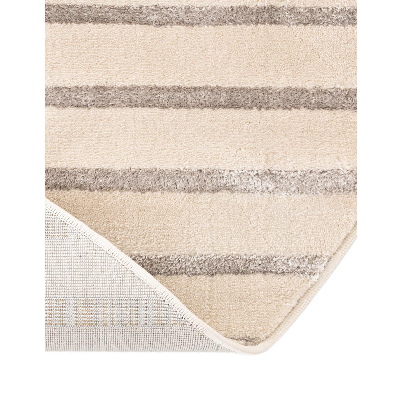 Latitude Run® Mirage Novica Rug White and Silver, Round 7'10"