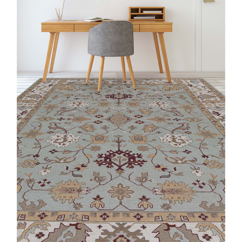 Sumak Wool Oriental Area Rug in Blue/Beige, Rectangle 9' x 12'