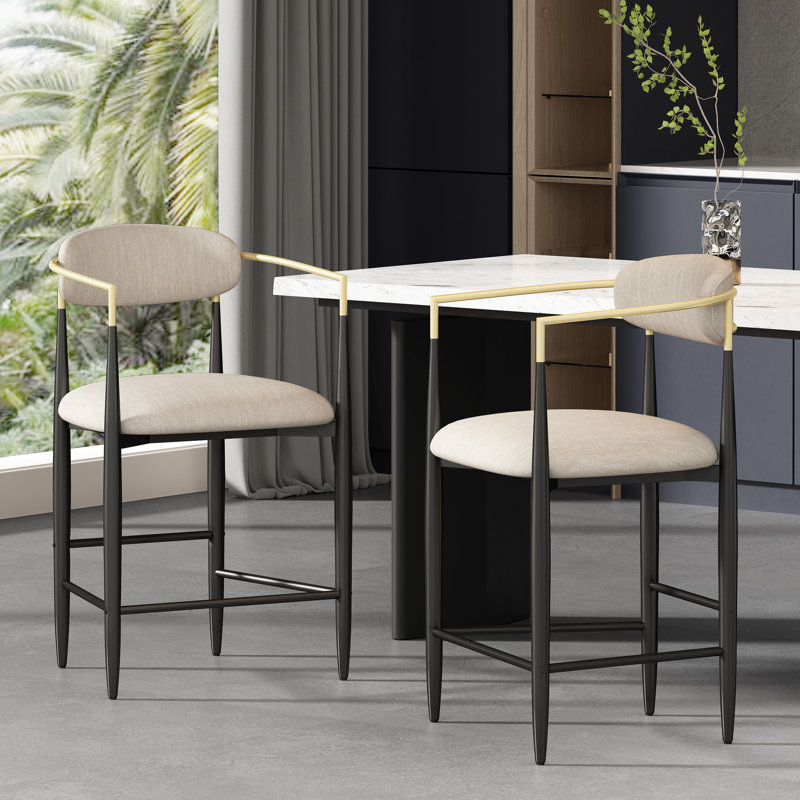 Tabouret de bar 29,75 po Amen, Boucle beige / base en bois naturel, Tabouret de bar (siège d'une hauteur de 29,75 po)