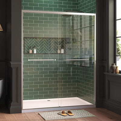Porte de douche coulissante l 56 à 60 po x H 72 po. Contournement double en verre trempé de 1/4 po. Peut être recouvert et revêtu