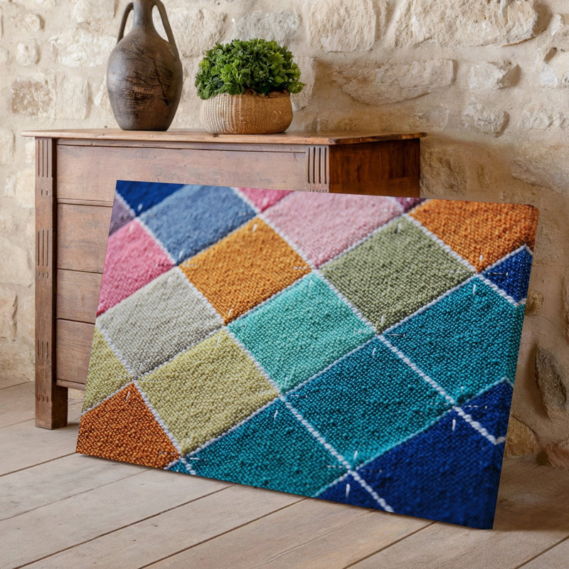 Toile un motif de textile vibrant avec un arrangement en diagonale d'art mural coloré avec des formes de losanges remplies d'une teinte différente