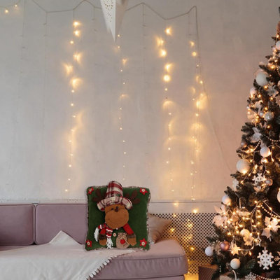 Christmas Linen Throw Pillow Cover with 3D Tall Reindeer Hat, Festive Decorative Square Cushion Cover for Sofa Couch Home Xmas Decor 1pcs