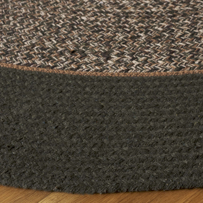 Tapis vert / beige Bergsteinn 760, Rond 5 pi
