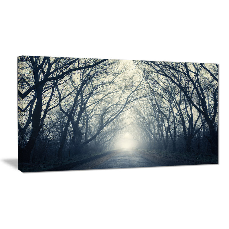 «Dark Autumn Forest in Fog», reproduction de photo sur toile tendue, H 20 po x l 40 po x P 1po
