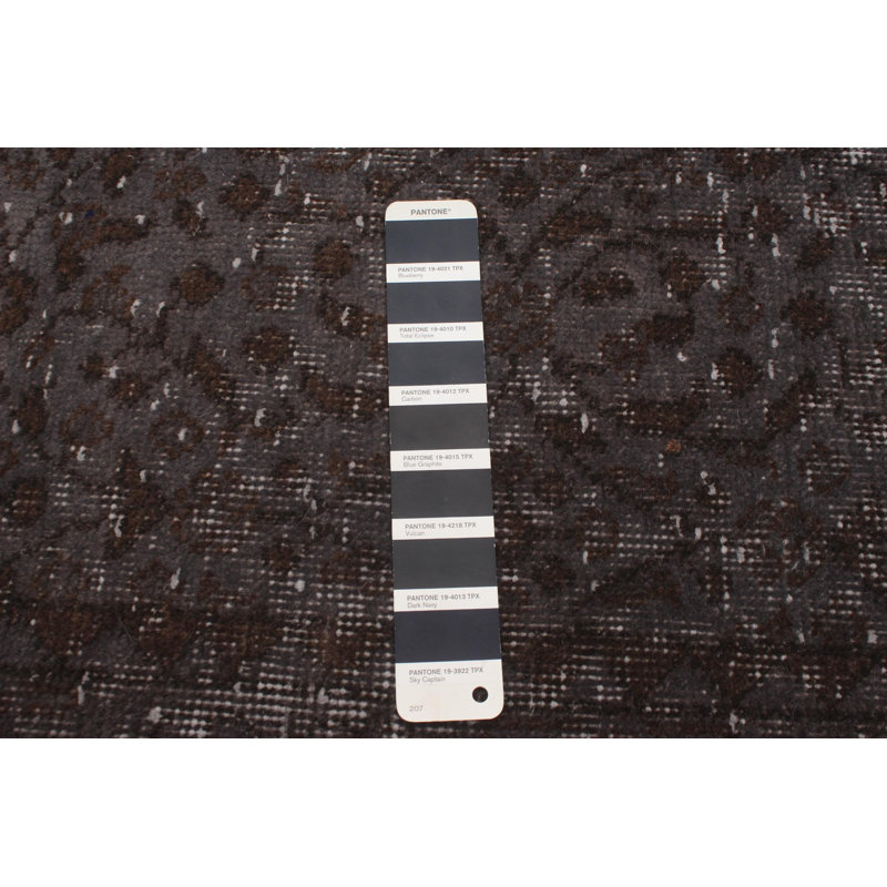 Tapis gris foncé transitionnel de couleur 5 pi 2 po x 8 pi 1 po