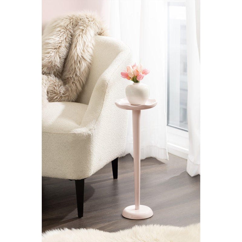 Table ronde Naoki, Rose