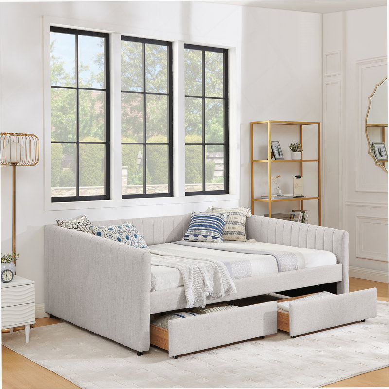 Grand lit beige, Beige