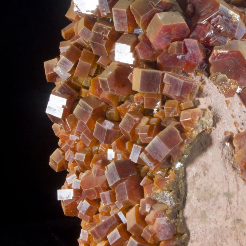 360 Degree Vanadinite on Matrix