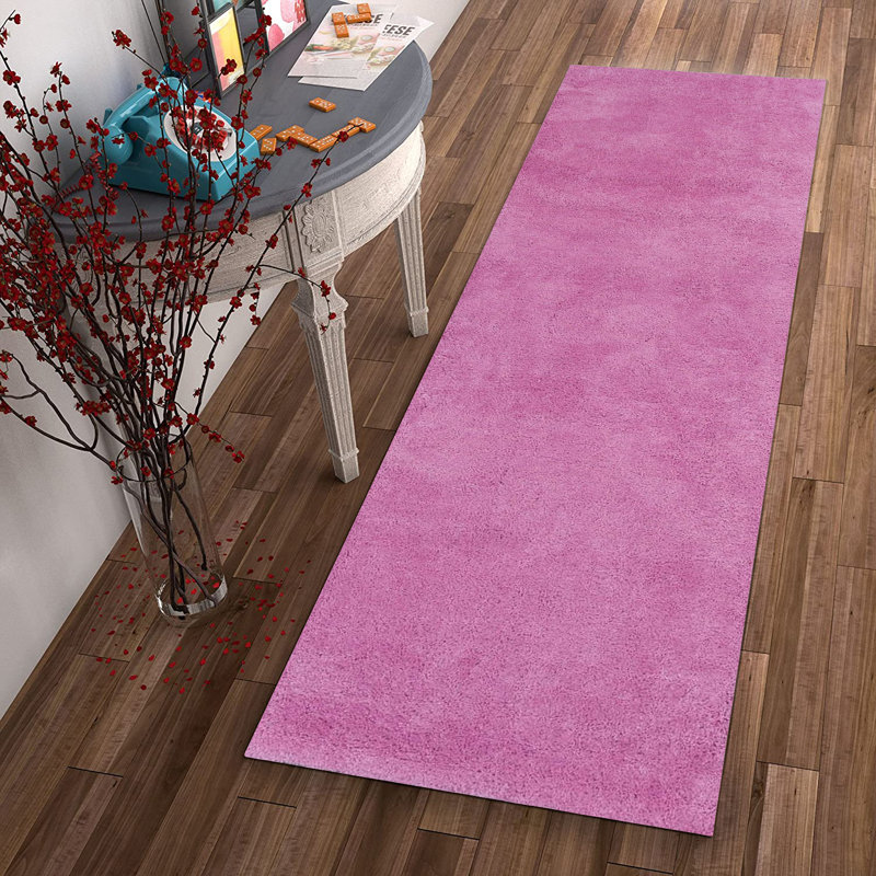 Tapis d'intérieur à poils longs rose vif, Rectangle 2 pi 3 po x 7 pi 6 po