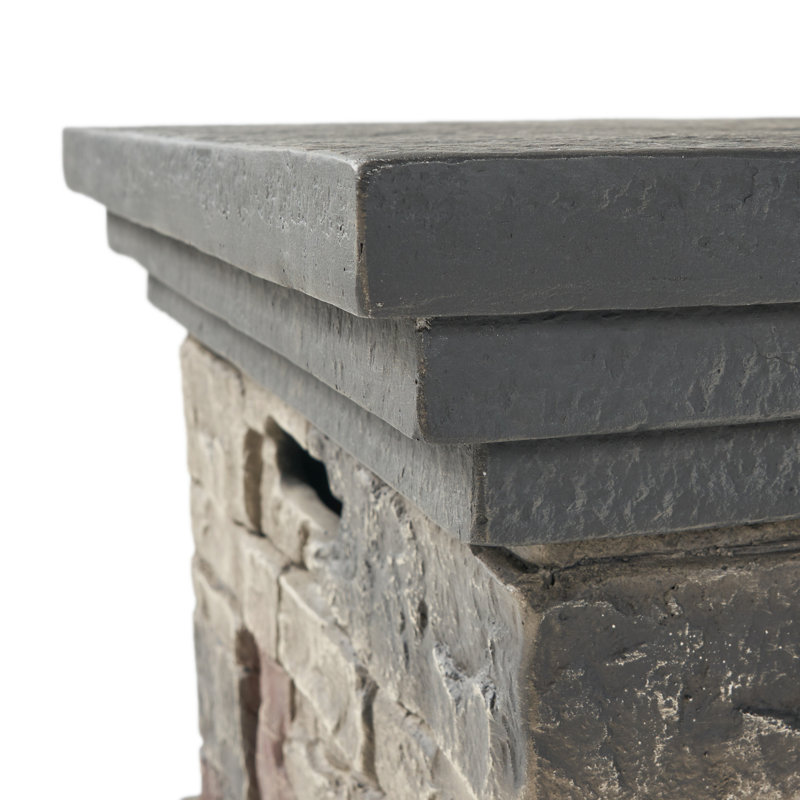 Foyer rectangulaire 50 000, composé d'oxyde de magnésium, gris pierre, l 57,22 po x P 26,57 po H 17,54 po, aucun assemblage requis en tout temps Foyer, béton avec faux-fini, récemment