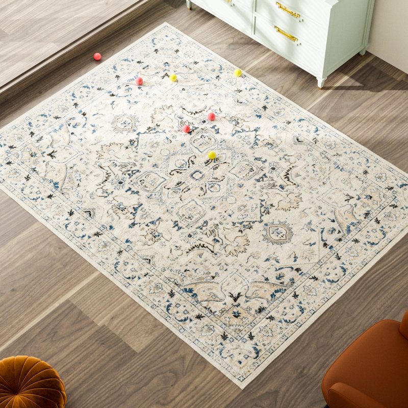 Izona Machine Woven Oriental Area Rug, Rectangle 3' x 5'