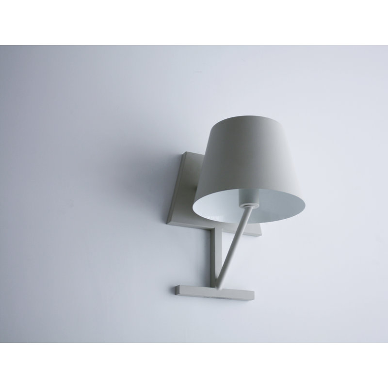 Concom 1 - Light Armed Sconce, Matt White