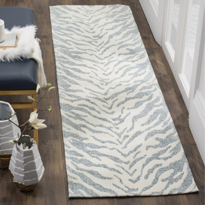 Cabildo Hand Loomed Performance Animal Print Rug