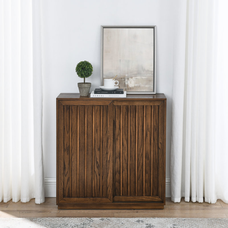 Buffet Mid-Century en noyer, 2 portes coulissantes et en bois massif décoratif, pour la salle à manger, le vestibule, le couloir, la porte de l'armoire de rangement de la salle à manger. Bandes décoratives. Salon, etc., noyer