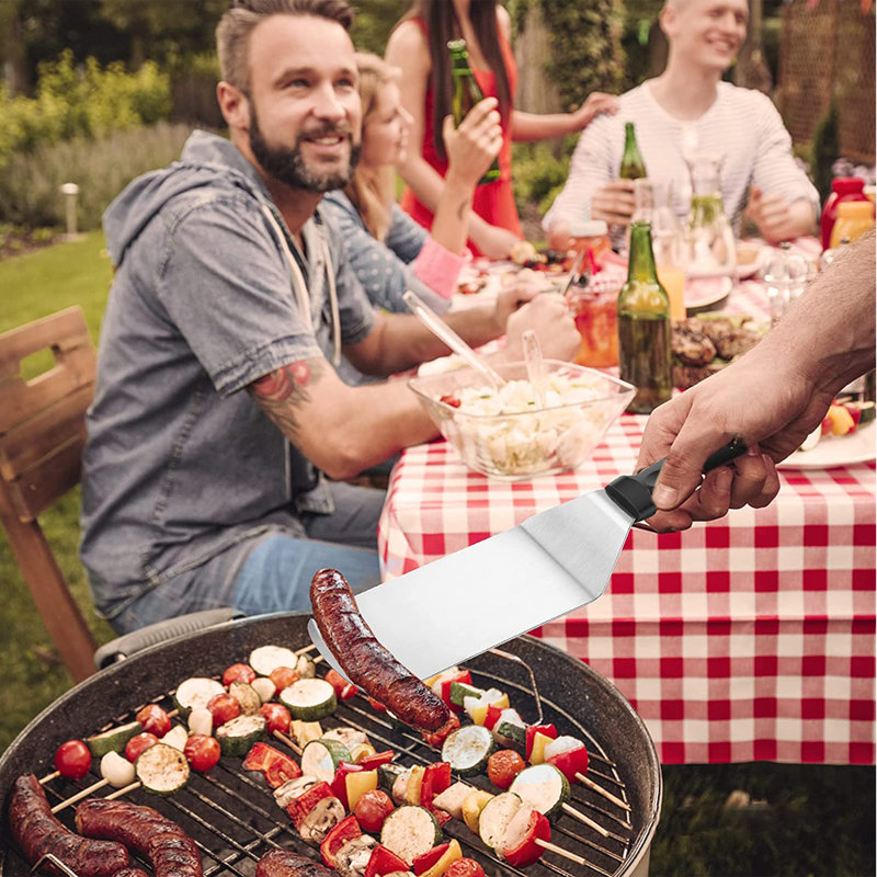 Ensemble d'outils de camping
