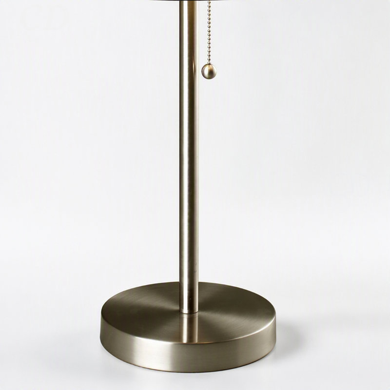 Lampe de table rétro en métal de 84 cm de hauteur avec abat-jour noir et blanc