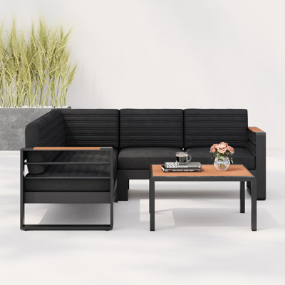 Ensemble de causeuse en V avec accoudoir à droite: 2 canapés, 1 coin, table basse. Structure en aluminium, intérieur gris foncé - doublures intérieures: deux avec surface noire, hydrofuge