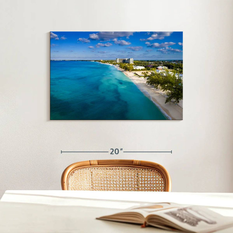 Nicci Cayman Island Shoreline, H 16 po x l 24 po