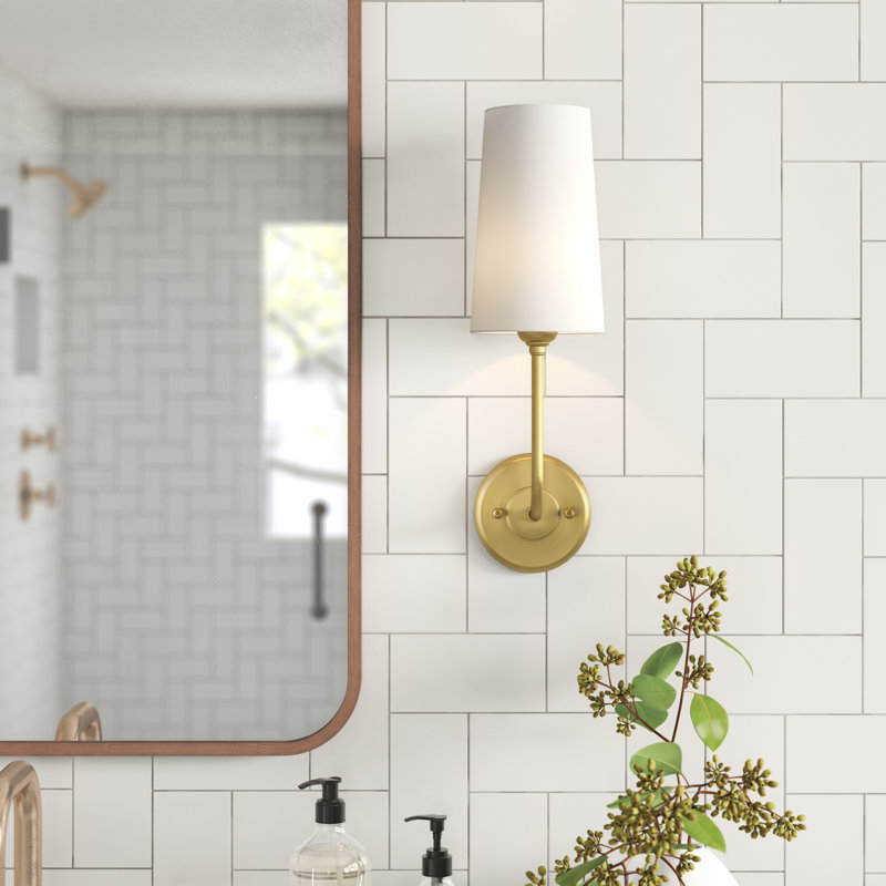Giorgia Armed Sconce, Brushed Brass