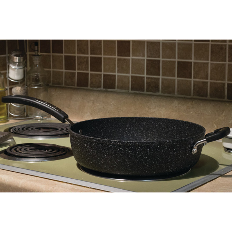 Starfrit 11" Black Aluminum Non-Stick Fry Pan with Lid