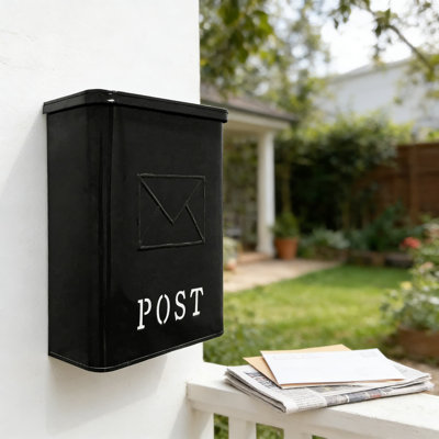 The Serena Mailbox - Boîte aux lettres murale classique avec design résistant aux intempéries, grande capacité pour les lettres et les colis, finition noir mat